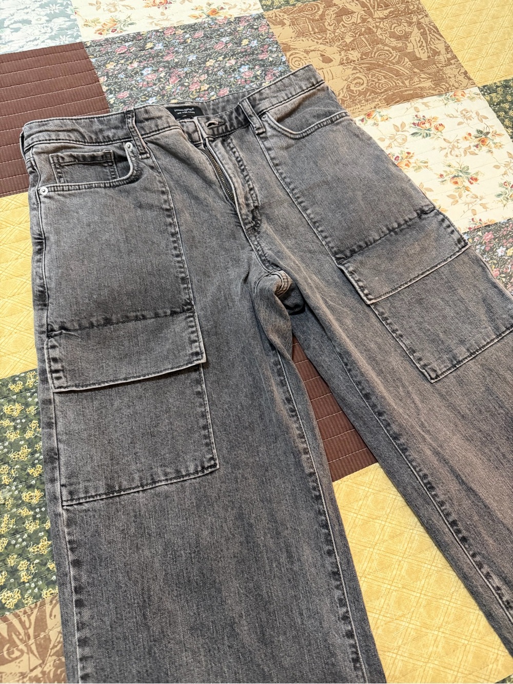 Banana Republic Women's Gray Straight-Leg Cargo Jeans
